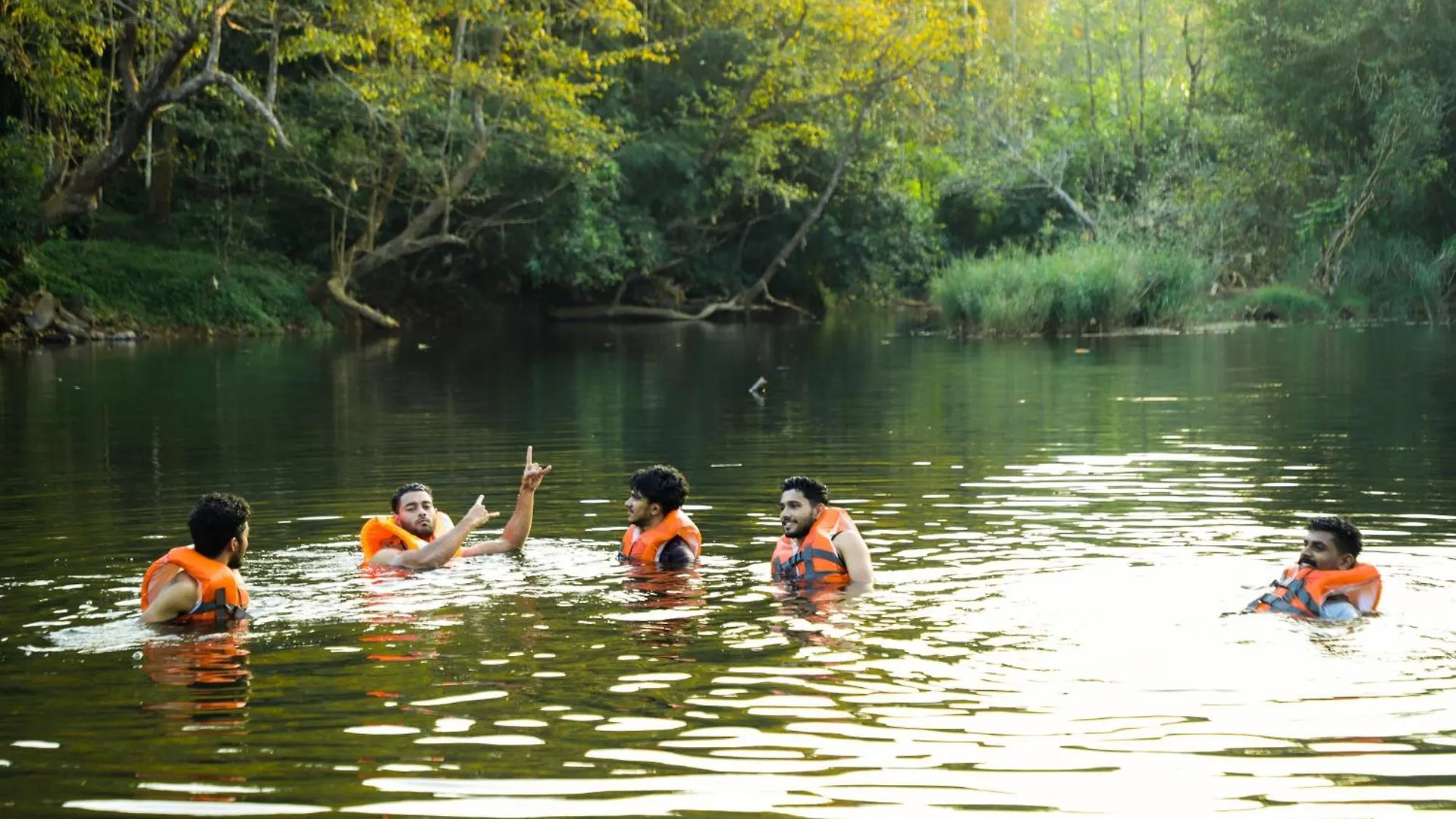 Luxury tent River Land Camping, Trekking And Boating Cherupuzha Peringom India